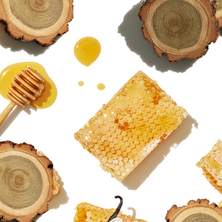 Honeycomb style with wood pieces and honey dipper